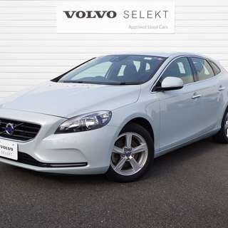  ボルボ V40 T4　セーフティ・ナビゲーションパッケージ （ミスティブルーメタリック） ハッチバックの画像