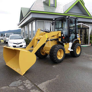 CATタイヤショベル 903C2　新型