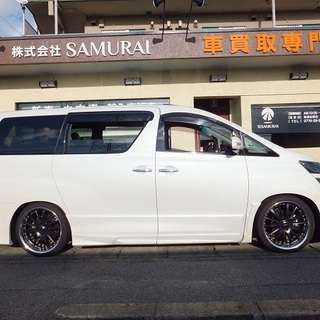 ☆値下げ☆Ｈ26年　ヴェルファイア2.4ＺゴールデンアイズII　１オーナー　ユーザー買取　ＷＡＬＤカスタム　ＷＡＬＤ20ＡＷ・ＷＡＬＤフルエアロ　ＢＬＩＺ車高調　サンルーフ　イクリプス10インチツインナビＴＶ 　DVD]再生可　ETC　両側パワースライドドアの画像