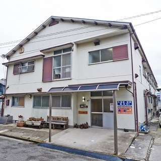 ★好条件★グループホーム介護職員募集★資格取得費用全額負担★学生ＯＫ★主婦ＯＫ★未経験ＯＫ★無資格ＯＫ★の画像