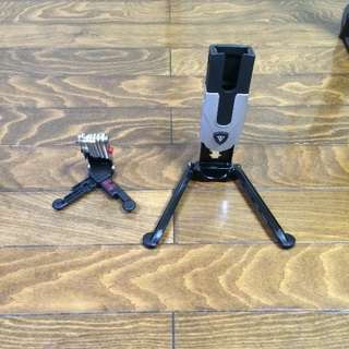 ミノウラとトピークの携帯スタンドの画像