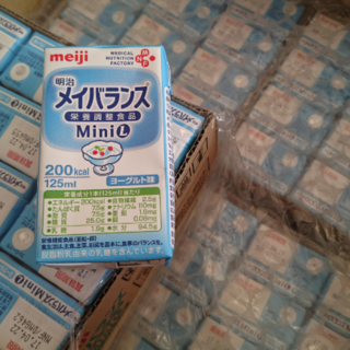 明治メイバランス ミニ ｍｉｎｉ Ｌ ヨーグルト味125ｍl(12個入)の画像
