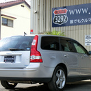 【誰でも車がローンで買えます】　ボルボＶ５０　Ｔ５　サンルーフ、革シート、クルーズコントロール、ＥＴＣ、ＨＩＤ、キーレス、アルミ　完全自社ローン※金利０％の画像