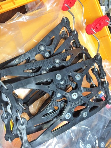 ?【新品・未使用】 車両タイヤネットチェーン  管理No1