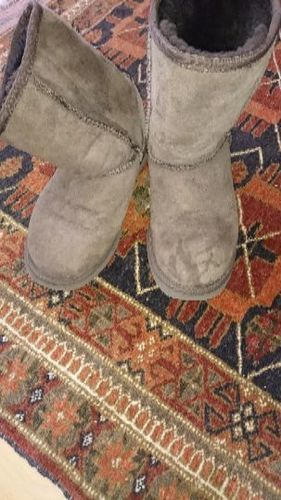 UGG ダークブラウン