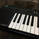 手渡し限定）YAMAHAの電子キーボード(PSR-22 49鍵盤）の画像