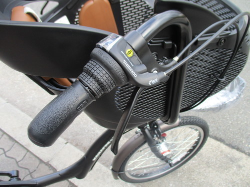 ♪ジモティー特価♪取り寄せ品新品　アサヒサイクル２０２０ママフレロック！！２０６Ｂ　ＢＡＡ3人（幼児２人）乗り子供乗せ自転車　