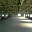 仲介手数料不要　茨城県笠間市貸工場　10万　建物243.21m² (9DK)　他２棟あり作業場：軽量鉄骨造高床式平家建２０８平米、物置　クレーン有 - 笠間市