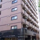 窓からランドマークタワーとコスモクロックが見えます♪二面採光角部屋♪桜木町の画像
