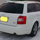 ご成約頂きました！★早い者勝ち！！★アウディA4アバント☆4WD☆H15年式☆パール☆5AT☆即決2年車検付！！の画像