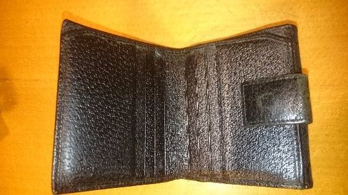 グッチ 二つ折り財布