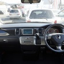 【誰でも車がローンで買えます】　ステップワゴン　スパーダＳ　ＤＶＤナビ、社外アルミ、左側パワースライドドア、ＥＴＣ、ウッドコンビパネル、クーラーＢＯＸ　完全自社ローン※金利０％の画像