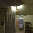 レトロ&隠れ家風のユニークな造りです。未入居の屋根裏部屋2間付き...