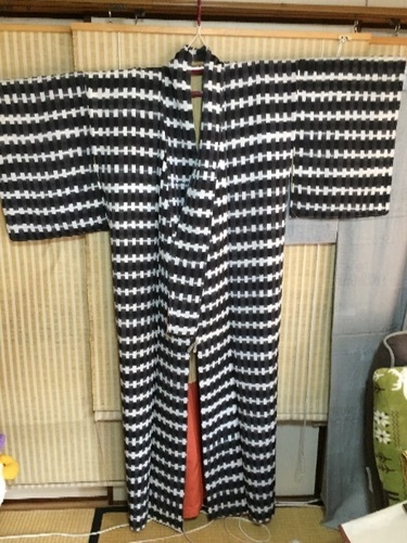 着物 粋な小紋柄  