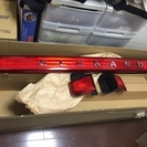 【新品】【半額に値下げしました3万→1.5万】日産　E51エルグランド　後期　純正テール5点セット