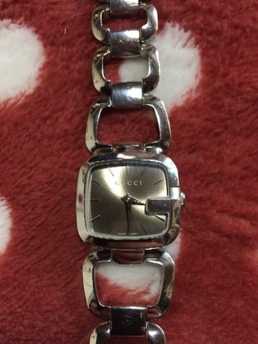 GUCCIレディース腕時計10／3日終了します。