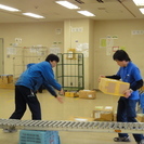 Wワーク大歓迎　集荷物仕分け梱包業務　　（19：00～21：00...