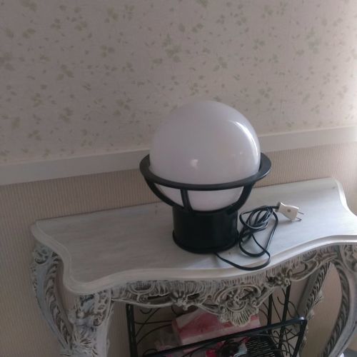 新品、庭園灯、ポーチ灯です。