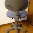 学習椅子の画像