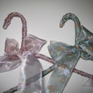 手作りおしゃれハンガー（半透明リボン）１本の画像