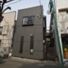 女性限定！お洒落なデザインのシェアハウス！バス停まで徒歩1分！