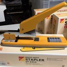 【新品】大型ホッチキス ＳＴＡＰＬＥＲ (送料無料)