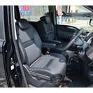 １７年！日産セレナ！黒自動ドア付き！HDDナビ！車検２年費用込み！の画像