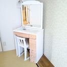 ニトリのドレッサーですの画像