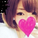爬虫類、ボディピアス好き
