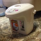 給湯ポット2.5リットルの画像