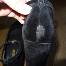 スエ－ドのパンプスの画像