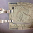 【 adidas 品良いカラーのバッグです。綺麗です。丈夫…