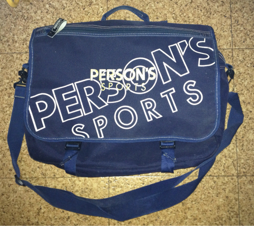★中古美品★PERSON’S SPORTSの2wayリュックサック・ショルダーバッグ　紺色　横長タイプ　値下げ可