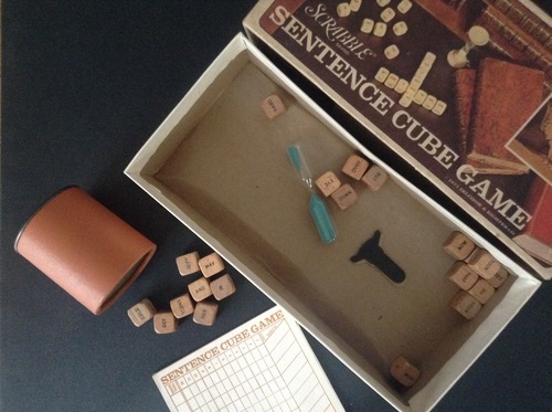 おもちゃ SCRABBLE Sentence Cube Game