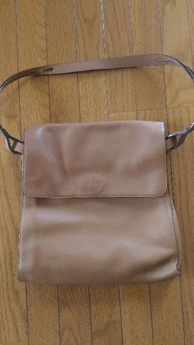 LOEWE(ロエベ)の皮のバッグ