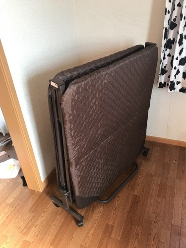 カインズホーム 折り畳みベッドの通販 by マシェリ's shop｜ラクマ