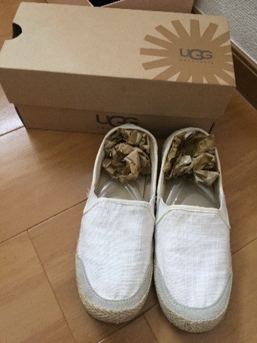 UGG 夏用スリッポン
