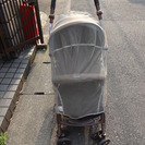 中古アップリカ　ベビーカー　A・Bタイプ切り替え可　純正虫除けネットつきですの画像