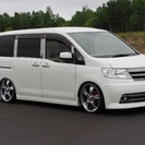 値下げ再投稿。カスタム多数！25セレナ 4WDの画像