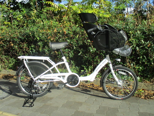 入荷しました！♪ジモティー特価♪アサヒサイクル　ママフレロック！！２０６B　ＢＡＡ規格　３人（幼児２人）乗り対応　２０インチ安心サイズの子供乗せ自転車