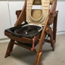 ポータブルトイレ 折りたたみ式家具調トイレ 介護用品の画像