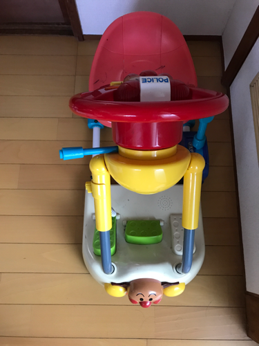 （商談中です。）アンパンマンの運転できるオモチャです。