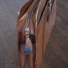 革のビジネスバッグを1,000円での画像