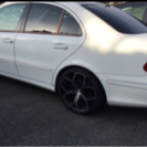 E240 交換可能 左ハンドルの画像