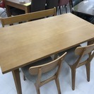 取りに来て頂ける方限定！ベンチタイプのダイニング4点セットのご紹介です！