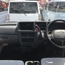 貨物・バン特集！！　誰でも車がローンで買えます！　サンバーバン　ＶＢ　４ＷＤ、純正オーディオ、ハイルーフ　完全自社ローン！！　金利は一切かかりません！！の画像
