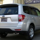 ＳＵＶ特集！！　誰でも車がローンで買えます！　フォレスター　２．０ＸＳ　ＨＤＤナビ、ＤＶＤ再生、ＨＩＤ、ＥＴＣ、キーレス、クルーズコントロール、シートヒーター　完全自社ローン！！　金利は一切かかりません！！の画像