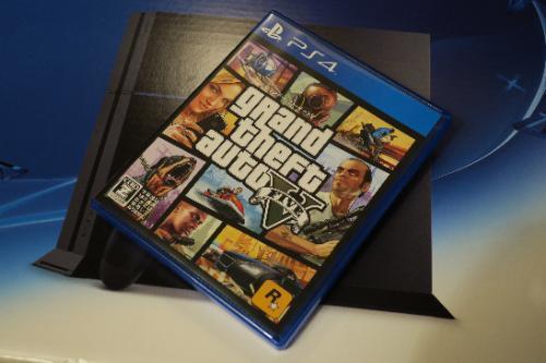 PS4 GTA5 グランドセフトオート5 grand theft auto V 日本版