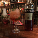 バースタッフ募集！！内装は大人な雰囲気な店ですが、かたっくるしくない楽しい職場です！の画像