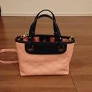 CHARLES & KEITH バッグの画像